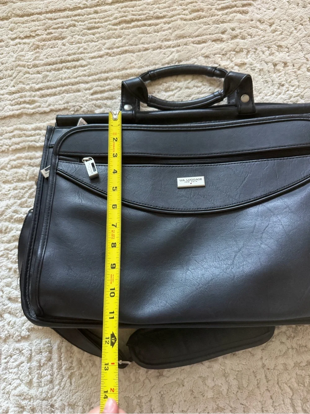 US Luggage New York Classic Black Leather Briefcase